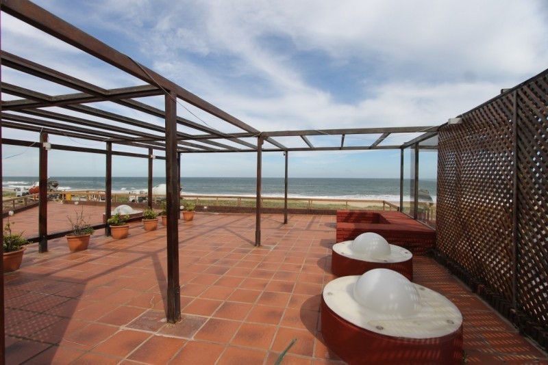 Departamento con Terraza propia en Manantiales